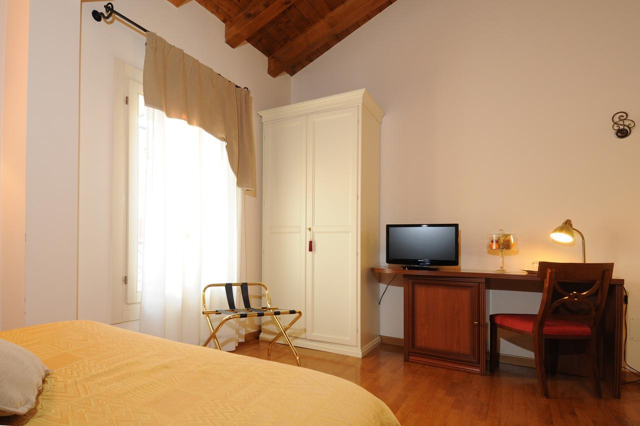 La Dogana Bed & Breakfast Портогруаро Екстериор снимка