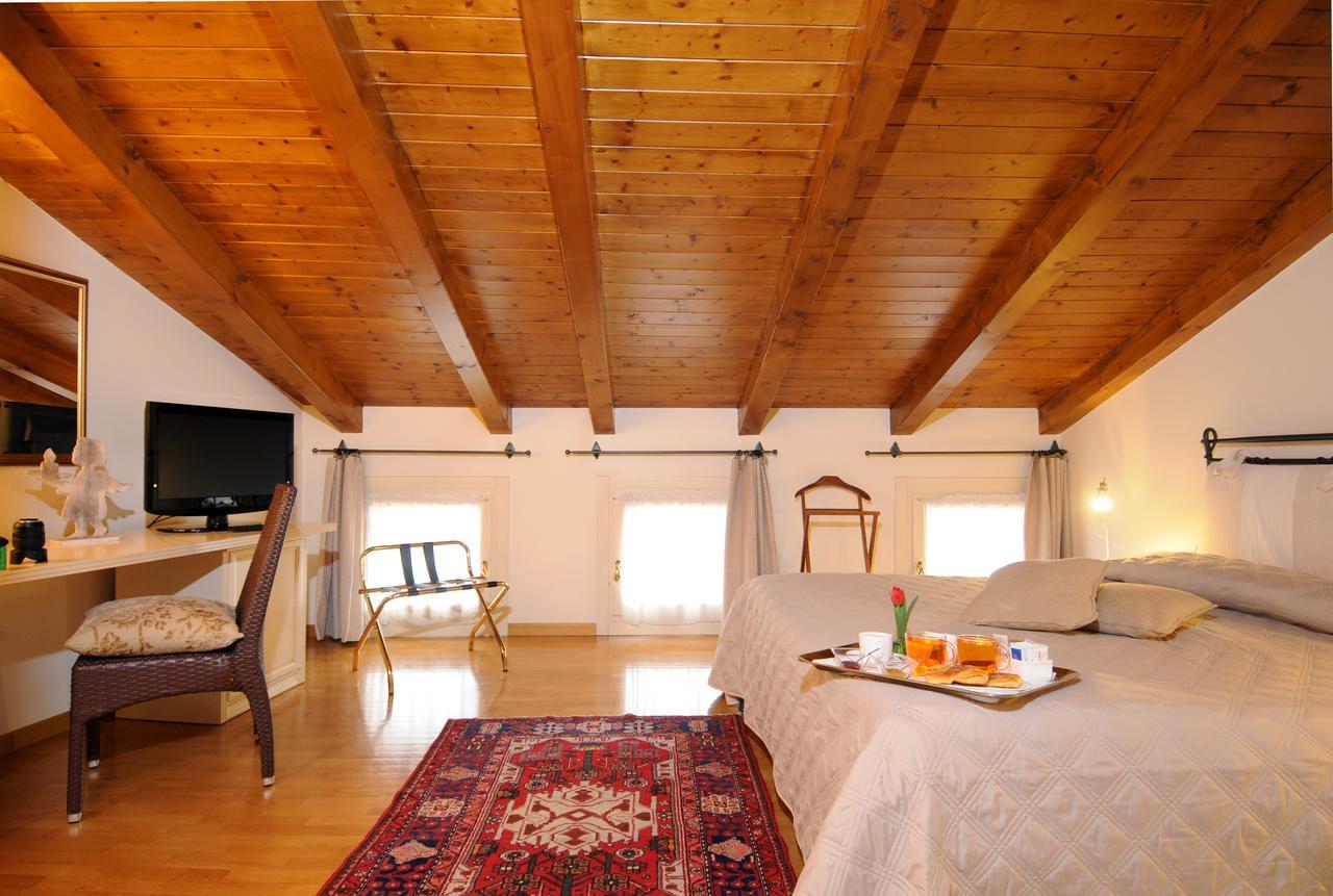La Dogana Bed & Breakfast Портогруаро Екстериор снимка